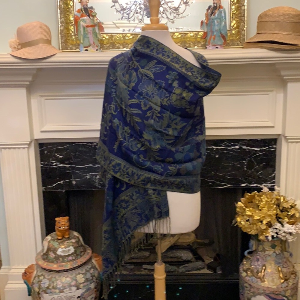 NWT Merona blue/green print fringed scarf/shawl